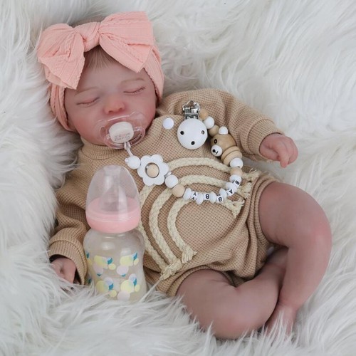 Lifelike reborn baby - reborn,